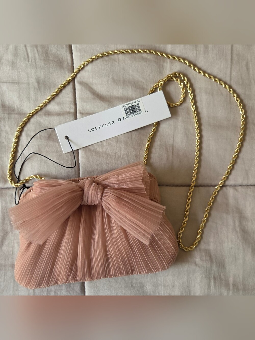 𝐏𝐑𝐈𝐂𝐄 𝐅𝐈𝐑𝐌 🎀 Loeffler Randall Mini Pleated Bow Frame Clutch